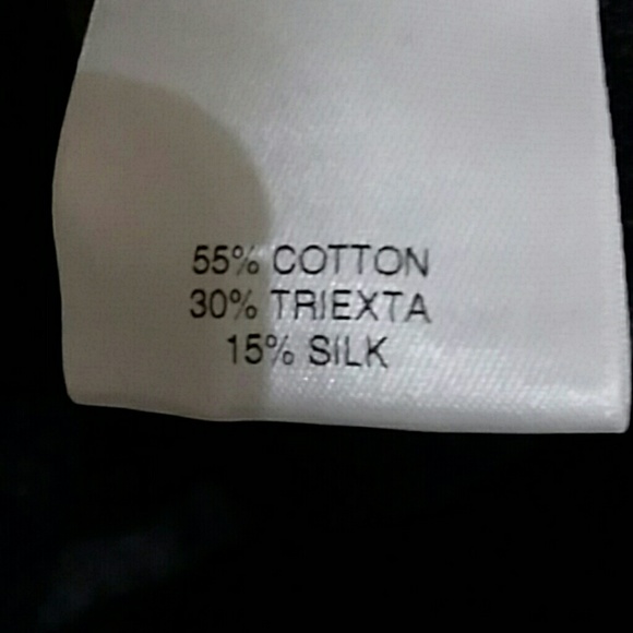 NWOT  Cremieux V neck sweater.  Men size M - Picture 3 of 3